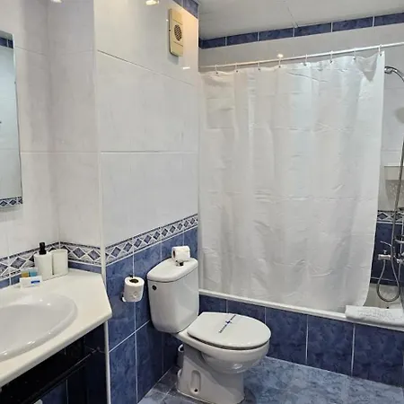 Victoria Court 2 Sunset Pool Los Cristianos (Tenerife)